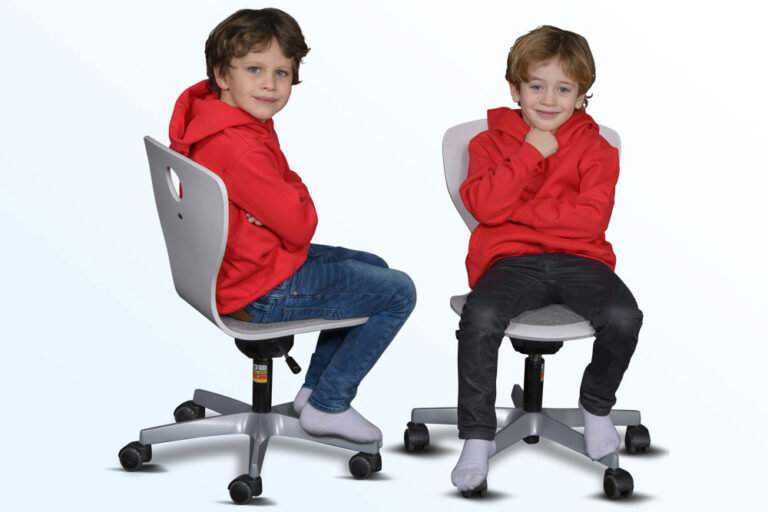 höhenverstellbarer Kinderdrehstuhl KINTO / SALTO Kindermöbel München