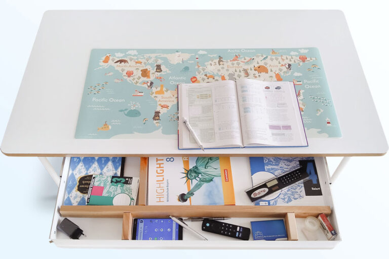 mitwachsender Kinderschreibtisch KINTO / Schublade / SALTO Kindermöbel München