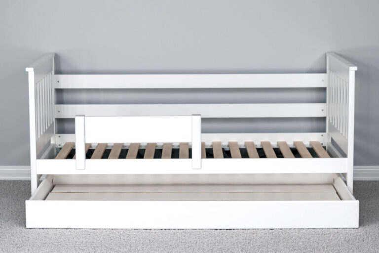 DOPYO das Kinderbett mit Schublade oder Gästebett / massives Buchenholz / SALTO Kindermöbel München