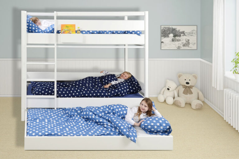 Kinderbett KINTO / Etagenbett mit Schublade / Buchenholz weiß lackiert / SALTO Kindermöbel München