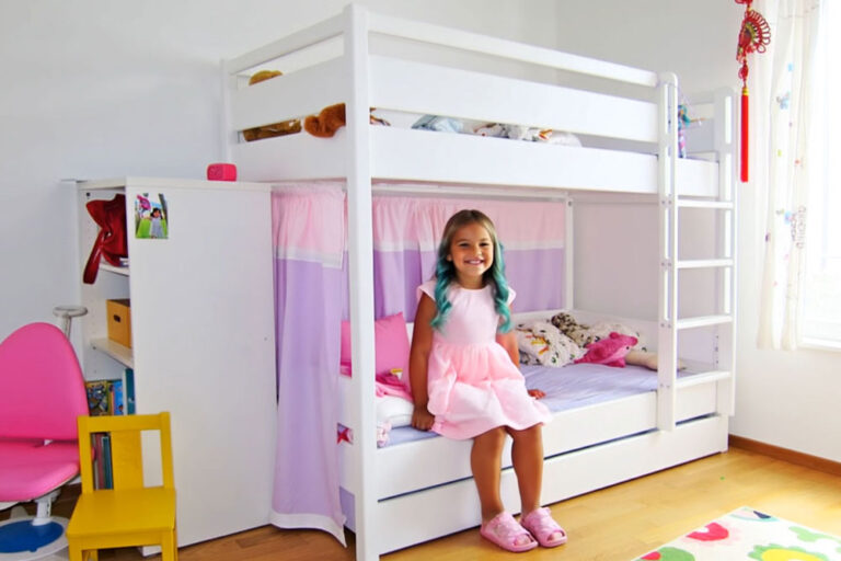 Kinderbett KINTO / Etagenbett mit Schublade / Buchenholz weiß lackiert / SALTO Kindermöbel München