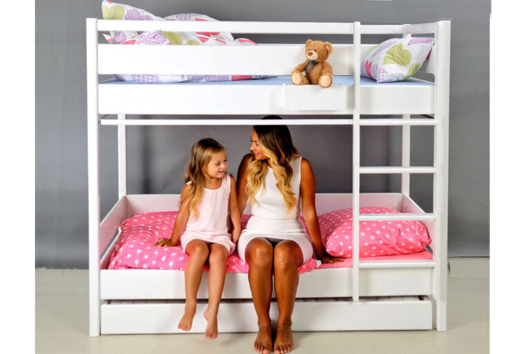 Kinderbett KINTO / Etagenbett mit Schublade / Buchenholz weiß lackiert / SALTO Kindermöbel München