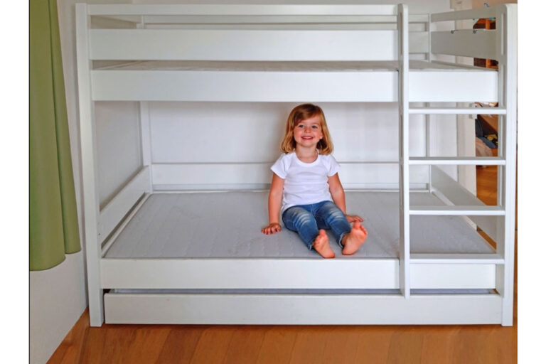 Kinderbett Matratze / SALTO Kindermöbel München