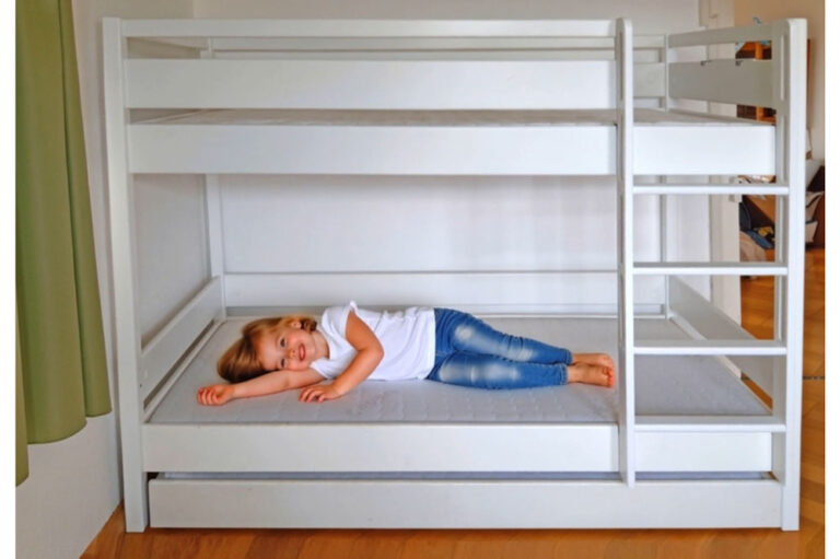 Kinderbett Matratze / SALTO Kindermöbel München